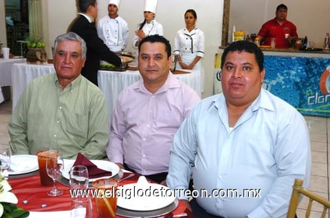 27042010 Andrés, Daniel y  Juan Andrés Álvarez.