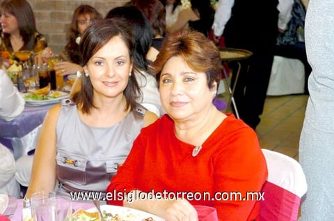 25042010 Laura y Rosy.