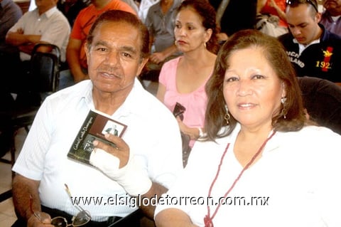 28042010 Pablo Villa  e Hilda Amalia Espinoza.