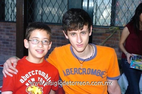 02052010 Luis Carlos García y Cristian Murra.