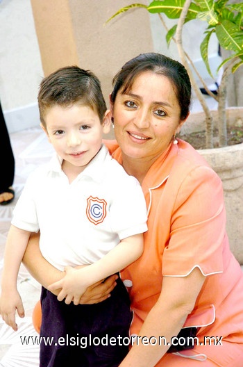 05052010 Carlos Rodríguez y Blanca Estrada.