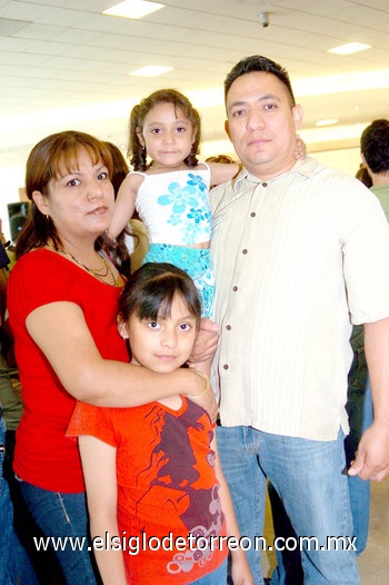 05052010 Familia Morales Velázquez.