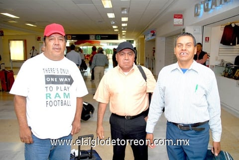 05052010 Guadalajara. La familia García regresó a casa después de varios días de ausencia.