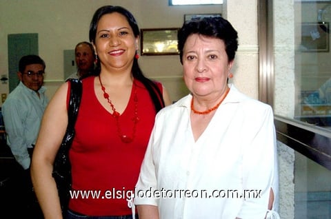 06052010 Claudia Campos y Cuca Gallardo.