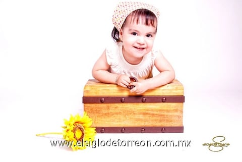 09052010 María Inés Cisneros Dipp es hija de los señores Suheila Dipp de Cisneros y Lic. César Cisneros Fernández.- Aldaba & Diane Fotografía