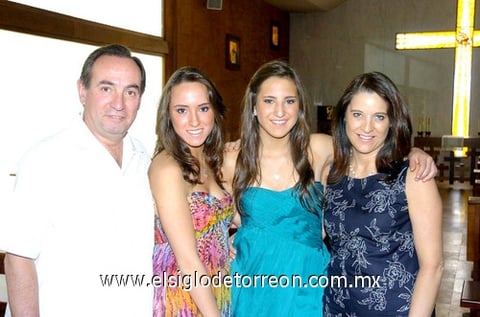 Fernando, Mónica, Jimena y Rita.