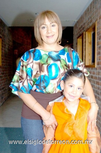 10052010 Jaqueline Duarte y Paola Luna Duarte.