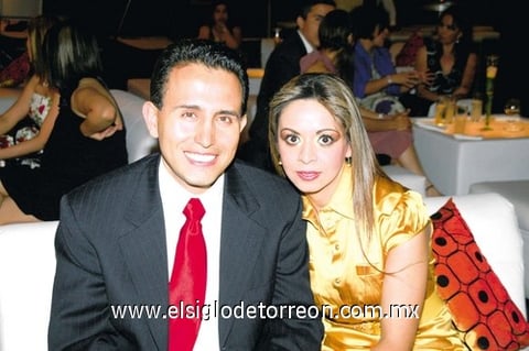 10052010 Orlando y Adela.