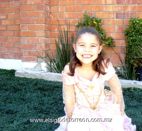 12052010 Évelyn Leyva Alfaro en su sexto cumpleaños. Es hija de los señores Nancy Alfaro y Ricardo Leyva.