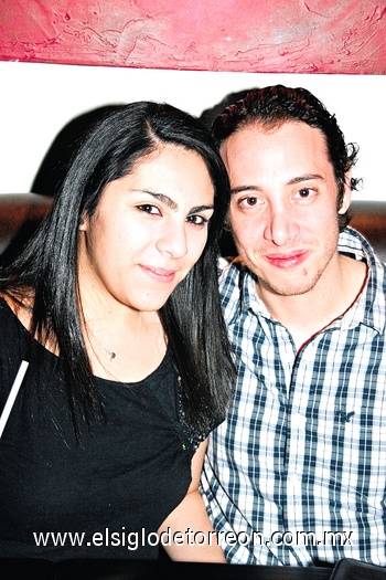 08052010 Lorena y Willy.