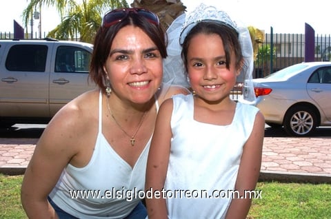 14052010 Adriana e Ivette Jiménez.