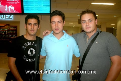 14052010 MADRID. Hugo, Paco y Luis.