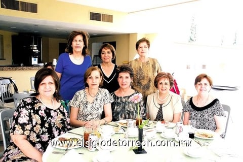 16052010 Rosario, Ofelia, Emilia, Hilda, Patricia, Cristina, Alicia y Coquis.