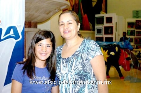 17052010 Paulina Dorado y Sandra García.