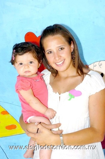 17052010 Ana Paula y Ana Luisa Betancourt.