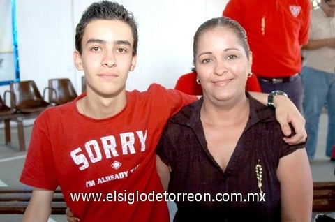 16052010 Leticia Román de Rangel y Pedro Rangel Hernández.