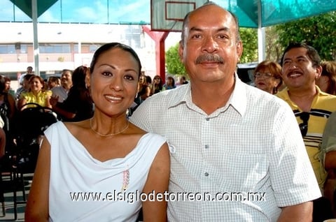 16052010 Antonio Pérez y Griselda Salas.