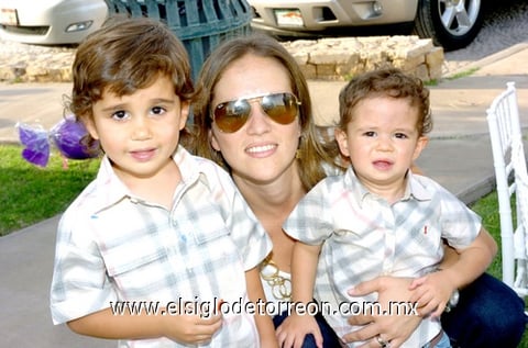20052010 Jorge, Miriam y Anhuar.