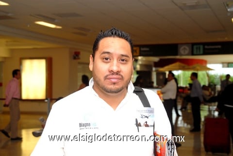 20052010 Villahermosa. Óscar Omar Mesta viajó por una cuestión laboral.