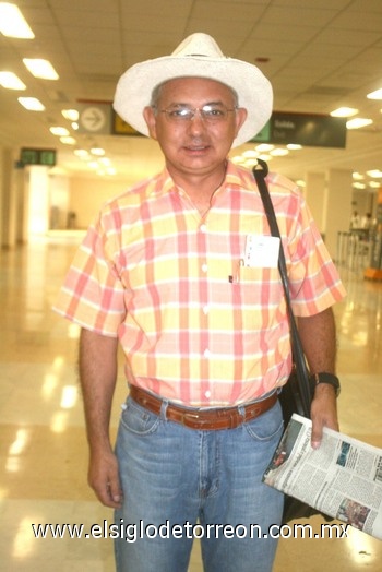 21052010 ACAPULCO. Juan Francisco Macías Estrada.