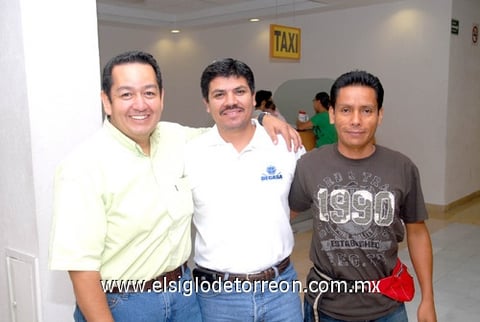 22052010 México. Juan Varela, Cuauhtémoc Castro y Fabián Ornelas.