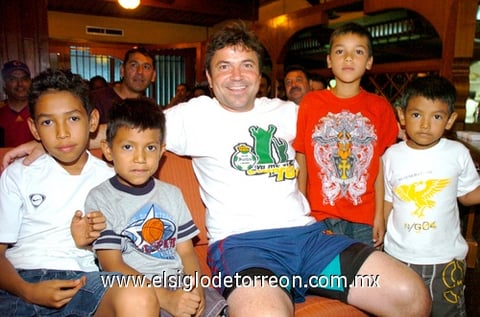 25052010 José Luis, Kevin, Moisés, Jared y Eduardo.