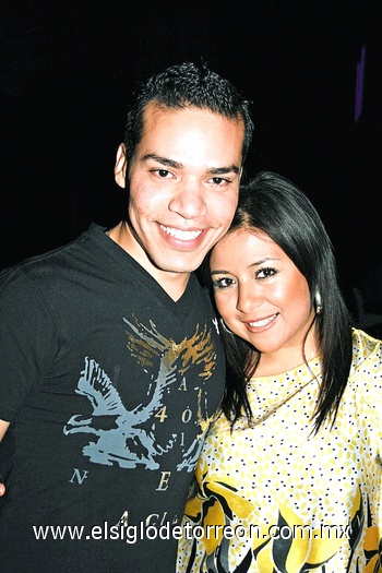 25052010 Édgar Ayala y Lulú Romero.