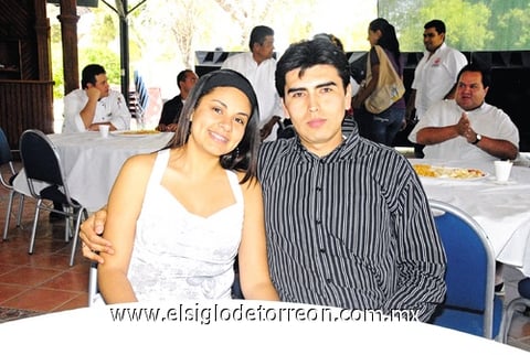 23052010 Delia Carolina Escamilla Zúñiga y Juan Andrés Reyes Martínez.