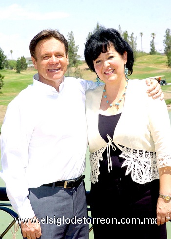 26052010 Óscar Gutiérrez y Norma de Gutiérrez.