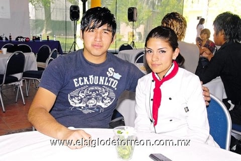 30052010 José Ángel Ramos y Tania Escamilla.