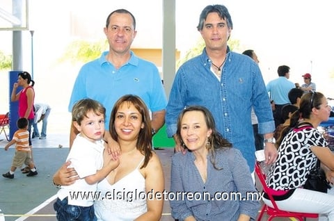 01062010 Rafael, Mario, Isabel, Diana y Alonso.
