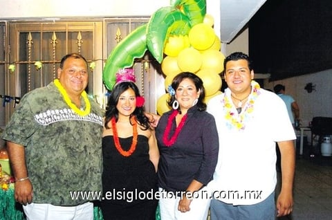 01062010 Jaime y Maricarmen Ramírez, Imelda y Jaime Ramírez.