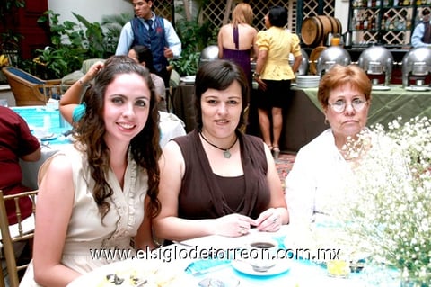02062010 Susana, Lucía y María Elizalde.