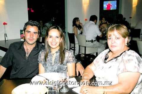 02062010 Juan de la Torre, Marisol Flores y María del Socorro Cervantes.