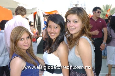 05062010 Elda de la Riva, Rodolfo Aguilar, Éricka Guzmán, Andrea Sandoval y Gaby Córdova.