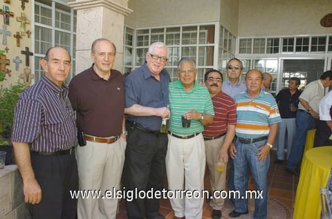 06062010 Reencuentro. Juan, Bernardo, Federico, Emanuel, Héctor, Víctor y Rafael.