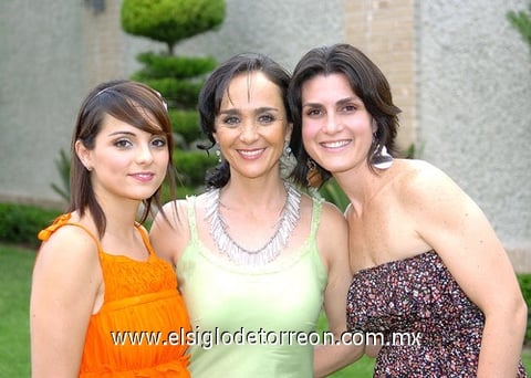 07062010 Maggida Nahle, María Eva Nahle y Bárbara Gurza.