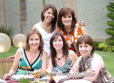 07062010 Damas. Patricia, Leticia, Blanca, Malena y Dora.