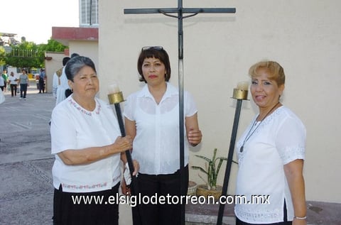 06062010 Enriqueta Barrón, Rosamaría Calderón y Lucy Reyes.