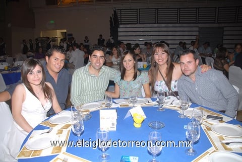 07062010 Angélica García, Jesús Saucedo, Carlos Miguel, Diana Trujillo, Fany Macías y Luis Jalife.