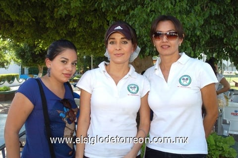 09062010 Lily, Iliana y Paola.  EL SIGLO DE TORREÓN / JESÚS HERNÁNDEZ