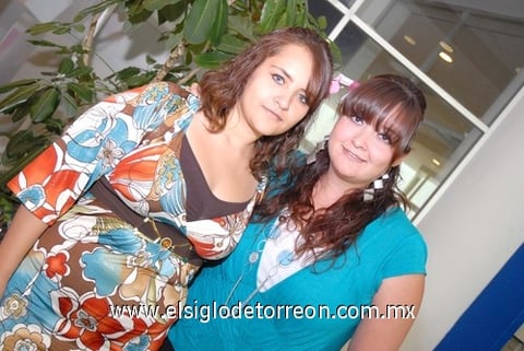 11062010 Montserrat Pérez Castañeda y Sandra Pérez Dávila.