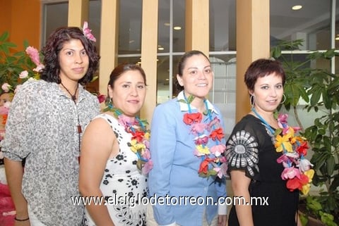 11062010 Silvia Pérez, Emma Monreal, Marcela Ruiz y Brenda Burgos.