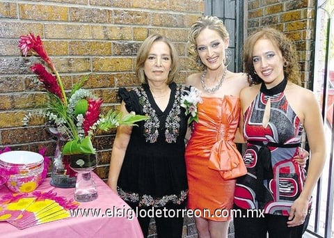 14062010 Reyna Rivas de Luévanos y Socorro Goitia de Perea ofrecieron una fiesta prenupcial a Alejandra Luévanos Rivas.