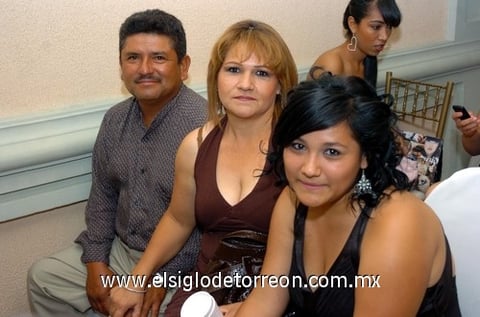 13062010 Laura y Luis Martínez.