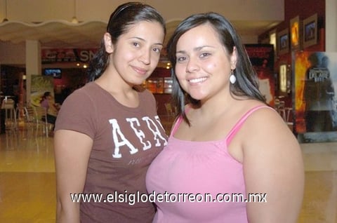 16062010 Marce y Yazmín.