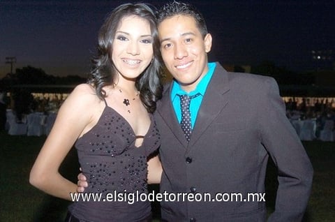 16062010 Luis Estrada y Tanith Loza.