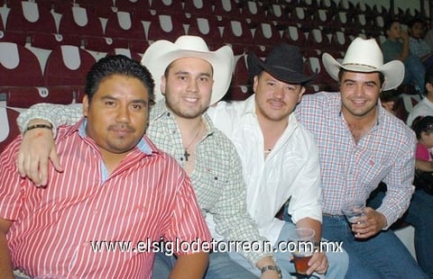 16062010 Eva Valverde, José Juan Herrera, Luis Martínez y Nubia Sifuentes.