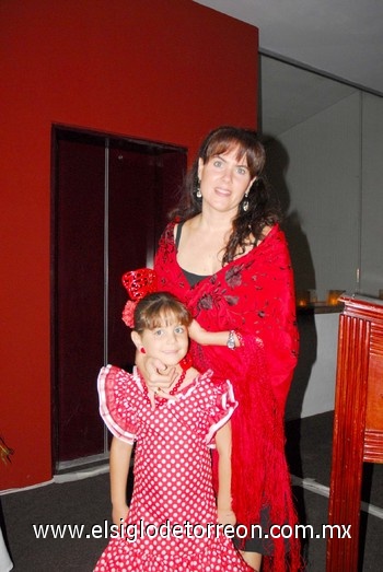 18062010 Ana y María Isabel Segura.