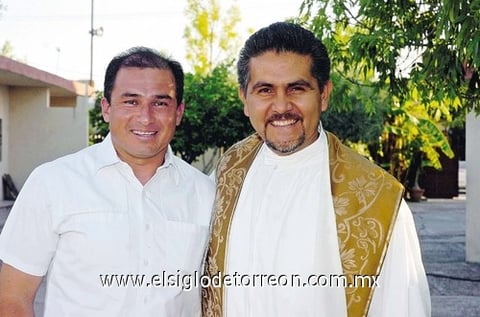 19062010 Gerardo González y padre José Jaime de León.